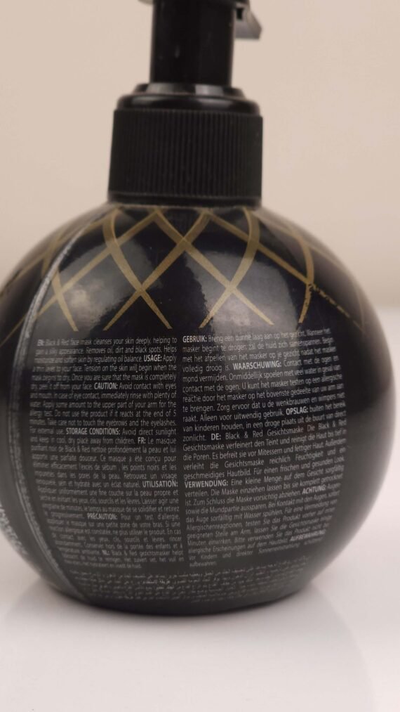 BLACK & RED COLLECTION PEEL OFF FACE MASK BLACK - Image 3