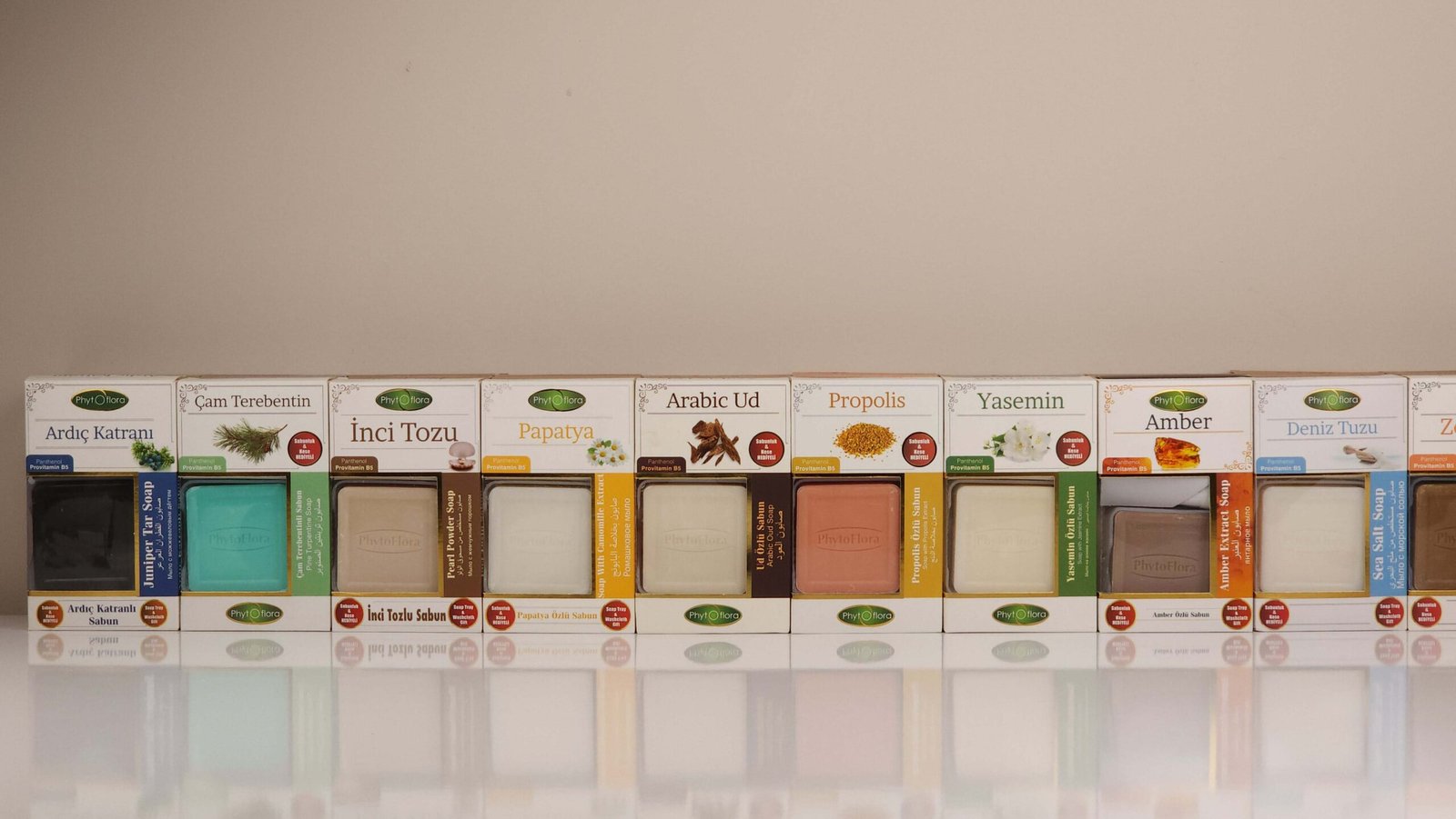 PHYTOFLORA SOAP WITH COCONUT EXTRACT - Image 5