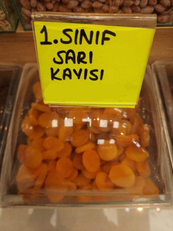 First Class Quality Yellow Apricot