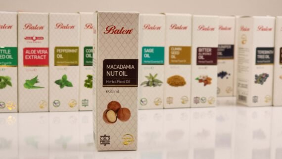 BALEN MACADAMIA NUT OIL Omega-3 Fatty Acids Anti-Aging Effects Massage Therapy - Image 3