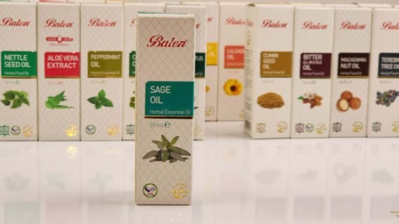 BALEN SAGE OIL Aromatherapy cleanse pores reduce acne The antibacterial - Image 3