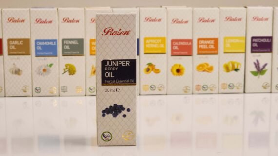 BALEN JUNIPER BERRY OIL soothes tired muscles easing tension promoting relaxation helps alleviate stress - Image 3